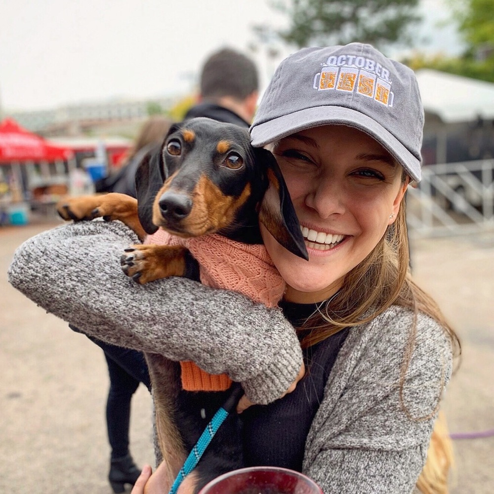 Meet your Posher, Victoria